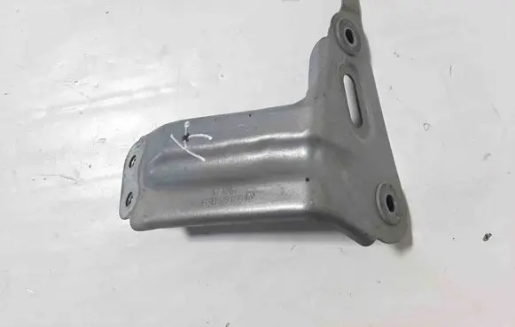 Volkswagen Golf VII Fender mounting bracket 5G0821135B