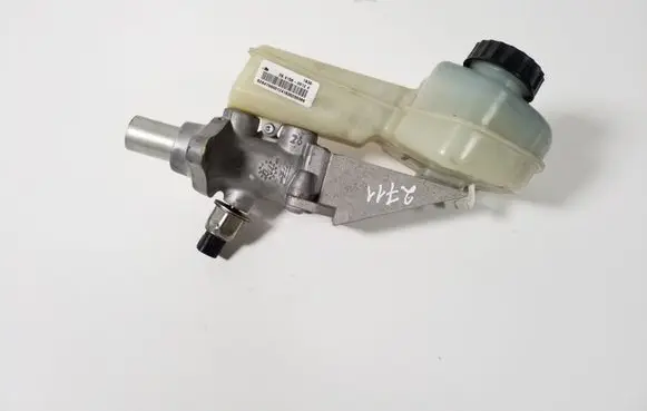 Mercedes-Benz R W251 Brake fluid reservoir A2514300202