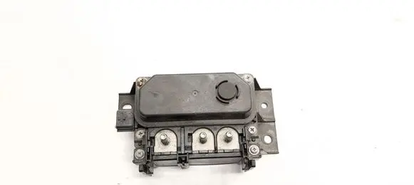 Nissan Qashqai J12 Current control relay 243026RA0B