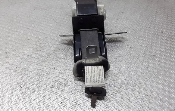 Honda FR-V Middle seatbelt (rear) E40434029