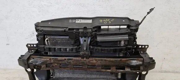 Volkswagen Golf V Front piece kit 