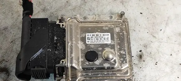 Mercedes-Benz E W212 Adblue control unit A0009009109 A0009019603 0281033029