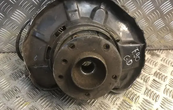 BMW 3 E90 E91 Rear wheel hub