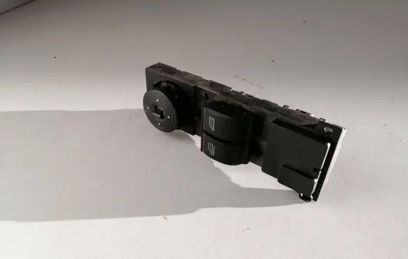 Ford Focus Electric window control switch 3M5T14529CF 03168004 L841C