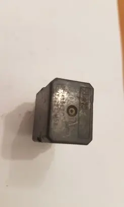 Mitsubishi Pajero Other relay ACM33221M07 MR588567