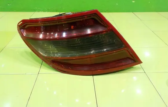 Mercedes-Benz C W204 Rear/tail lights 2048202964L