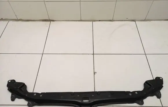 BMW 5 E60 E61 Top upper radiator support slam panel 7163462 516471634622