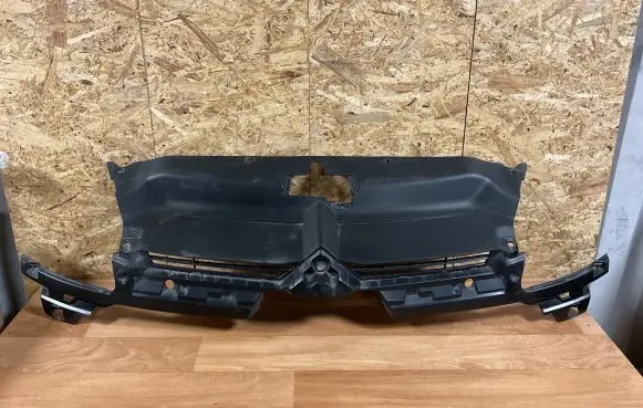 Citroen C4 I Front bumper upper radiator grill 9652932777