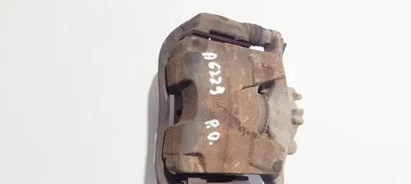 Chevrolet Cruze Front brake caliper
