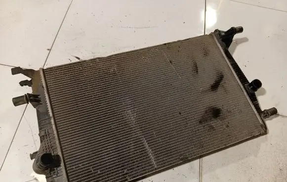 Renault Scenic III - Grand scenic III Coolant radiator 