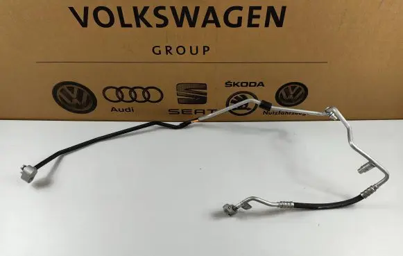 Audi Q3 8U Air conditioning (A/C) pipe/hose 8U0816741E