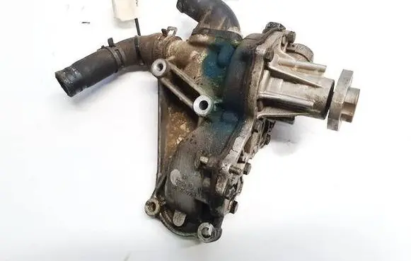 Volkswagen PASSAT B5 Water pump r050121013