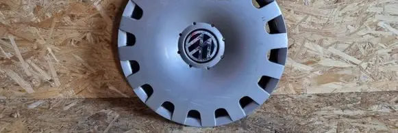Volkswagen Touran I R16 wheel hub/cap/trim 3B0601147F