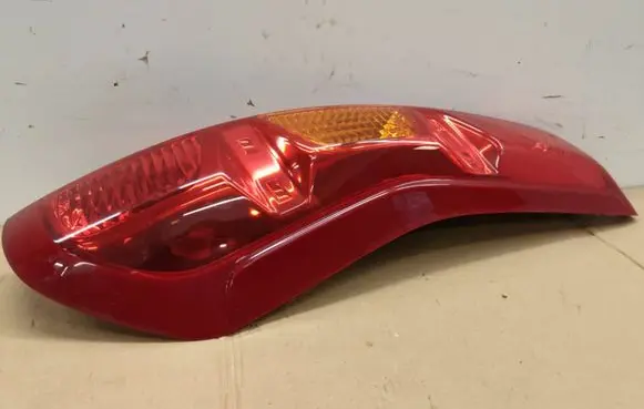 Nissan X-Trail T31 Rear/tail lights 22063929