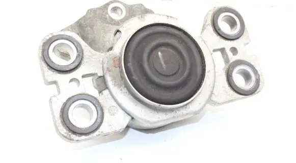 Volvo V60 Engine mount bracket 31401307