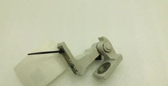 Skoda Fabia Mk3 (NJ) Rear door lower hinge 8K0831402E
