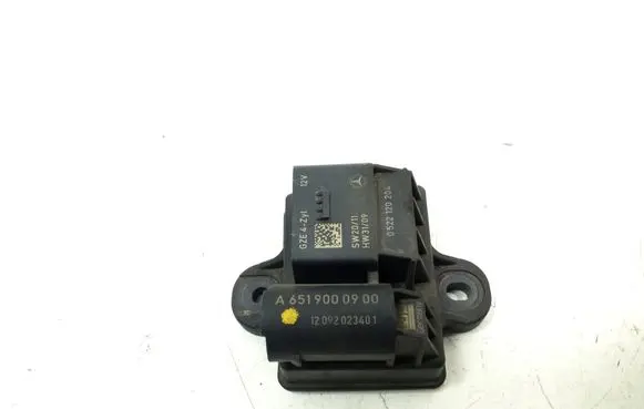 Mercedes-Benz CLS C218 X218 Glow plug pre-heat relay A6519000900