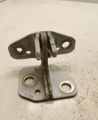 Jeep Grand Cherokee Loading door lower hinge 85574F