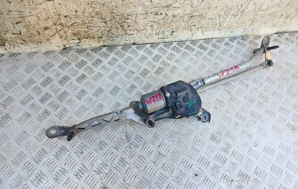 Mercedes-Benz E W212 Front wiper linkage and motor A2128201240 3397021442