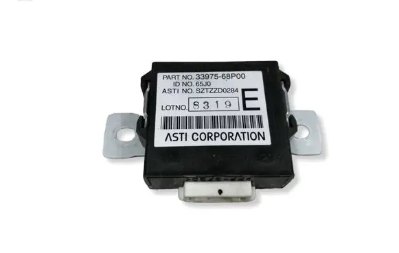 Suzuki Swift III Other control units/modules 3397568P00 8319 SZTZZD0284