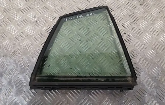 Toyota Prius (XW50) Rear vent window glass 43R005834