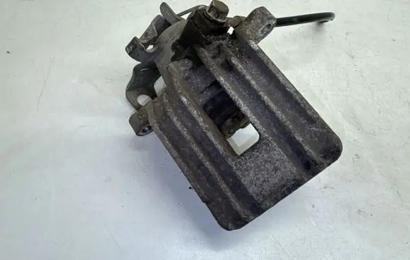 Volkswagen Bora Rear brake caliper