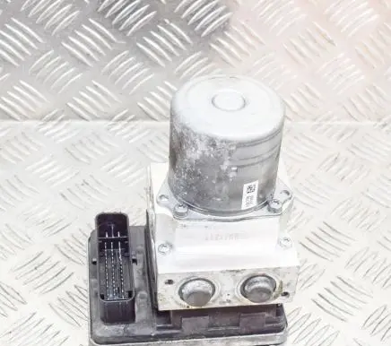 BMW 7 G11 G12 ABS Pump 6889161 A007C131