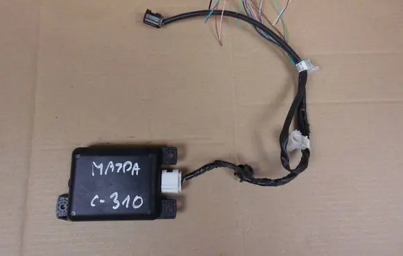 Mazda CX-3 Blind spot module D24H67Y80B