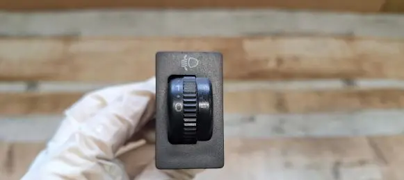 Toyota Corolla E120 E130 Headlight level height control switch
