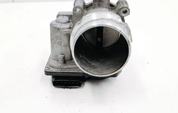 Volvo V60 Throttle valve 31293736