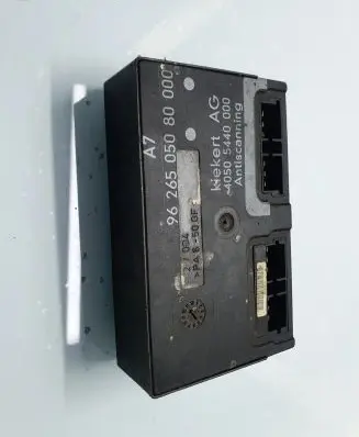 Peugeot 406 Comfort/convenience module 9626505080000 40505440000