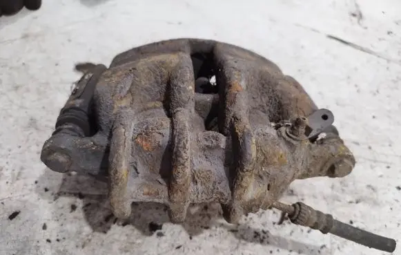 Citroen Jumpy Front brake caliper