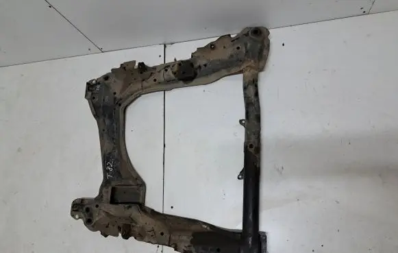 Honda FR-V Front subframe
