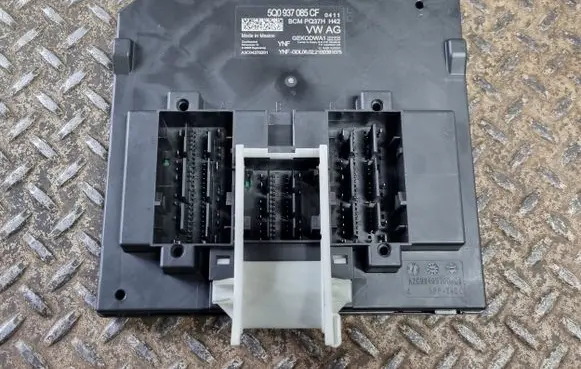 Volkswagen Tiguan Allspace Comfort/convenience module 5Q0937085CF