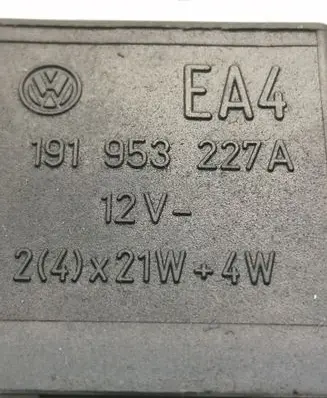 Volkswagen Transporter - Caravelle T4 Other relay 191953227A