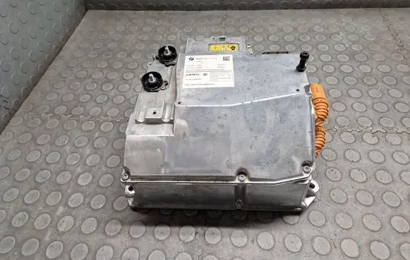 BMW i4 Voltage converter inverter 5A73E28
