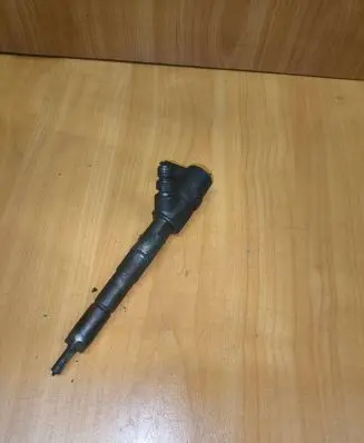 Alfa Romeo Mito Fuel injector 0445110300