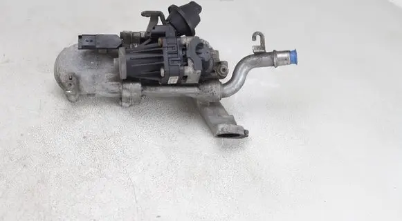 Ford Focus EGR valve cooler 9671187780 70215615 PLH19206A