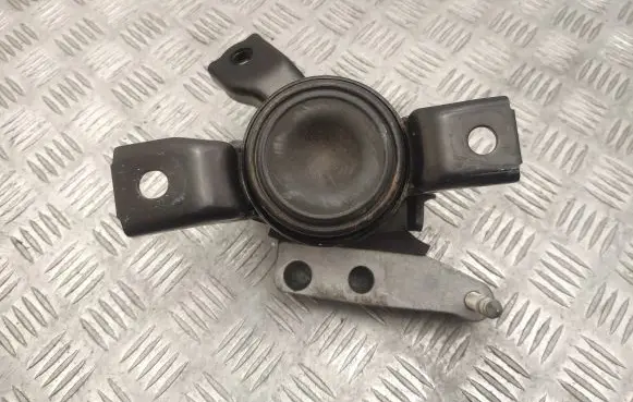 Lexus NX Engine mount bracket JZ130765 123050V030