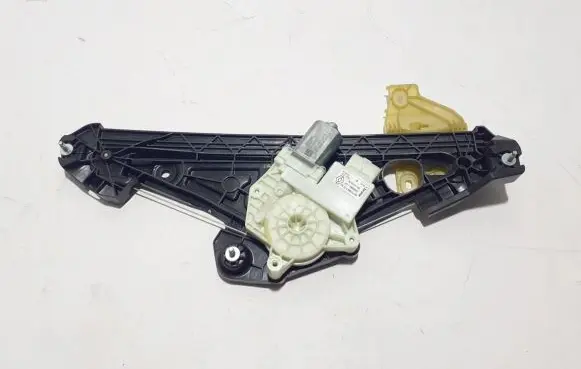 Renault Captur II Rear window lifting mechanism without motor 827209371R