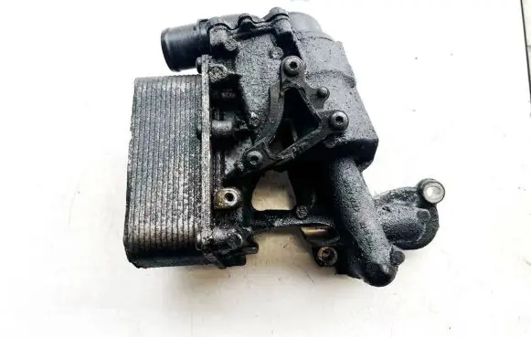 Mitsubishi Carisma Oil filter cover 