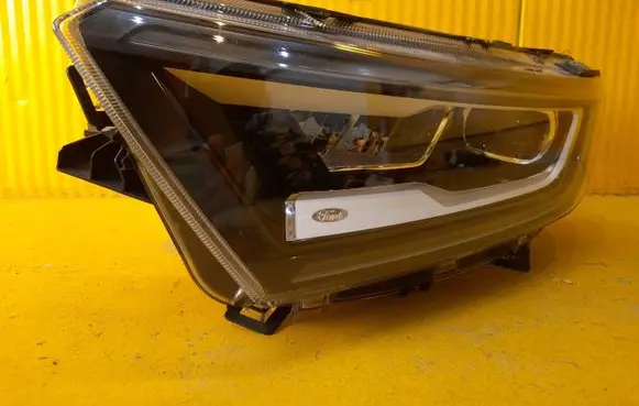 Ford Tourneo Headlight/headlamp 2KF941036