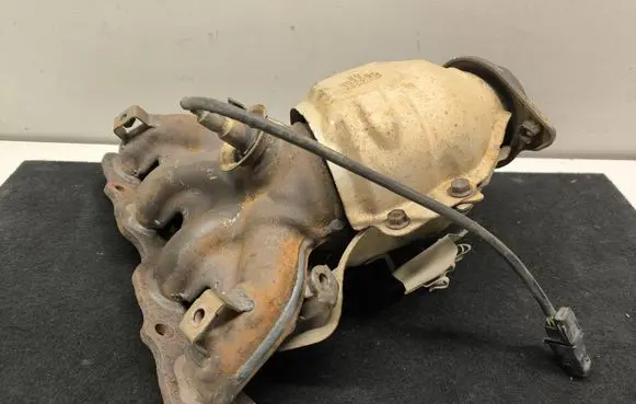 Mitsubishi Outlander Catalyst/FAP/DPF particulate filter 1555A718