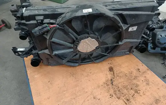Opel Astra K Coolant radiator 427460817
