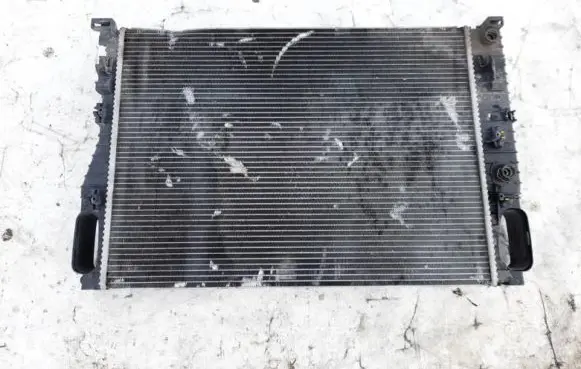 Coolant radiator