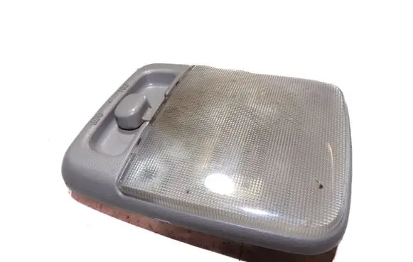 Nissan X-Trail T30 Front seat light