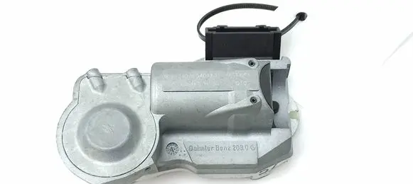 Mercedes-Benz E W211 Steering wheel lock A2034621130