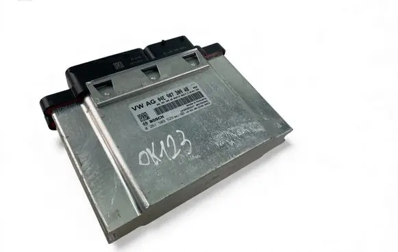 Volkswagen PASSAT B8 Engine control unit/module ECU 04E907309AB 0261S09529