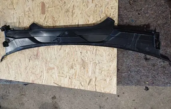 BMW 5 G30 G31 Wiper trim 51717388717 11252010 05106107108109