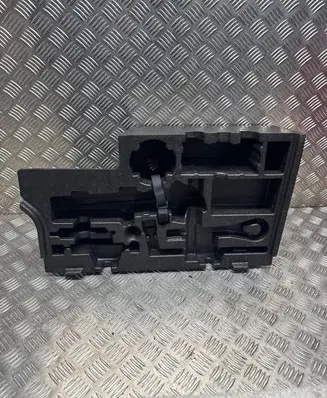 Mercedes-Benz E W212 Tool set A2128991014